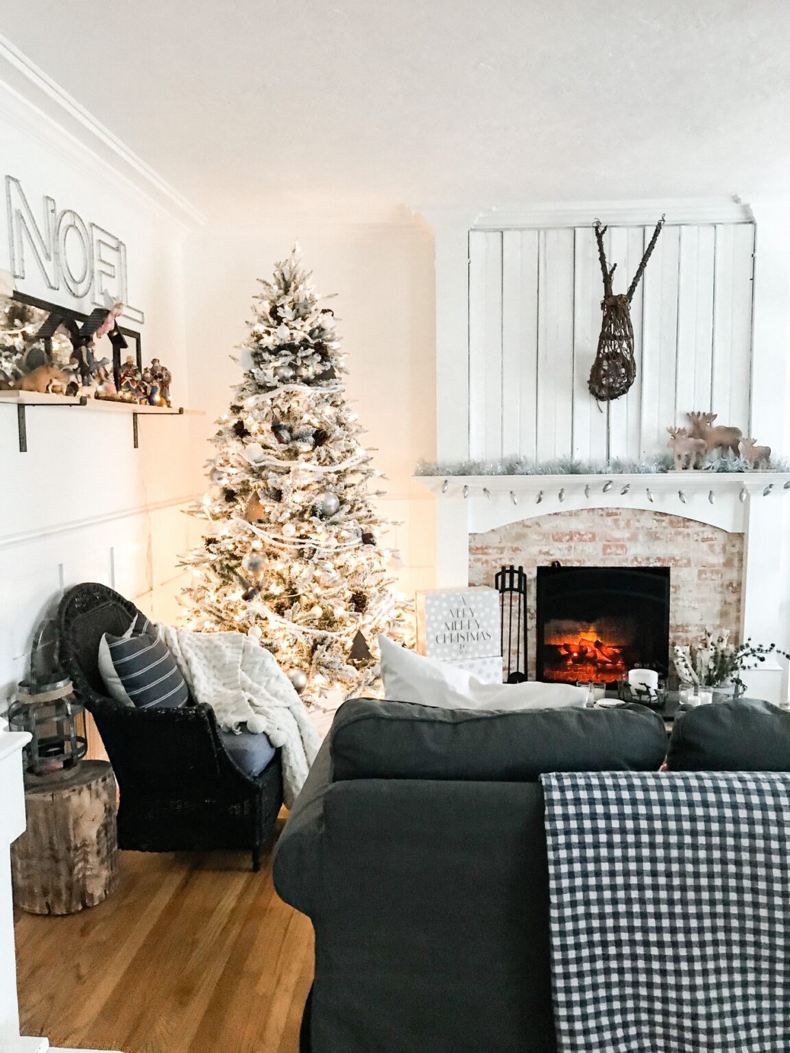 Our Christmas Living Room 2020 - Phase 2 - The Wicker House