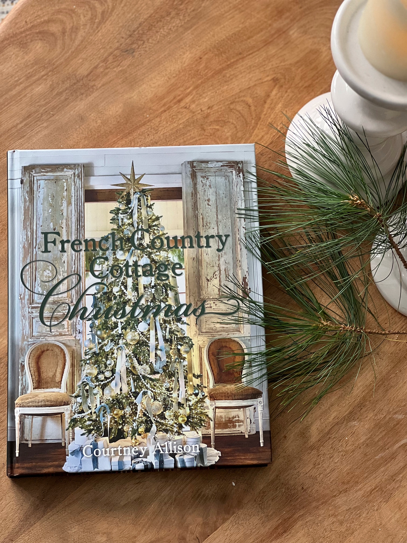 French Country Cottage Christmas Book Review
