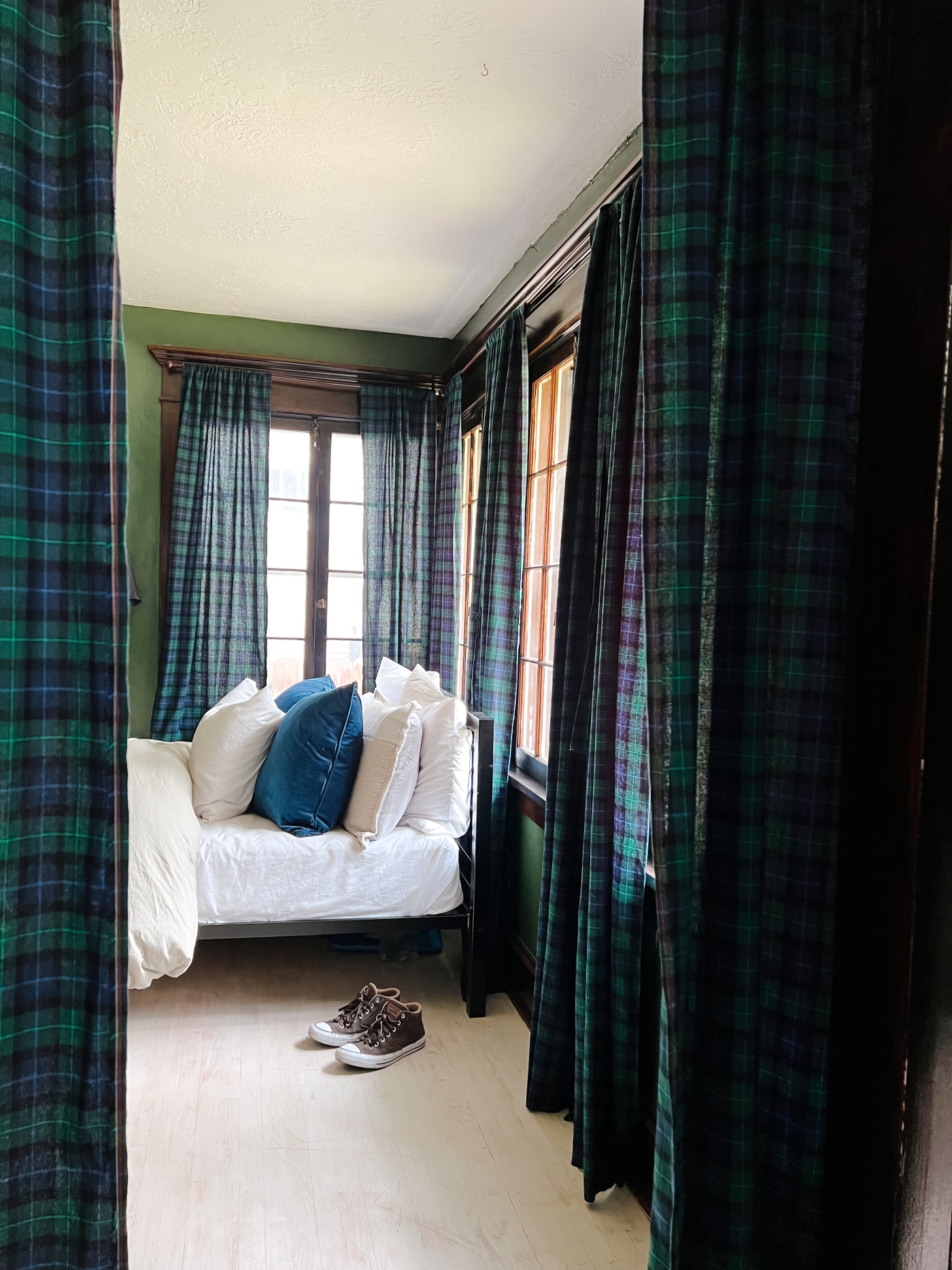 I sewed new Curtains for our Sunroom using Plaid Fabric. Here are my Simple Instructions